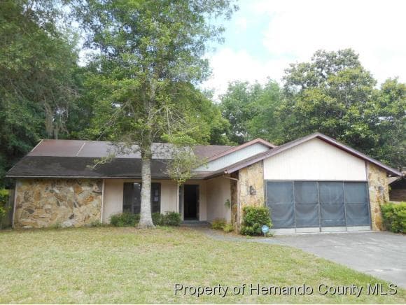 6079 Fairway Drive, Ridge Manor, FL, 33523