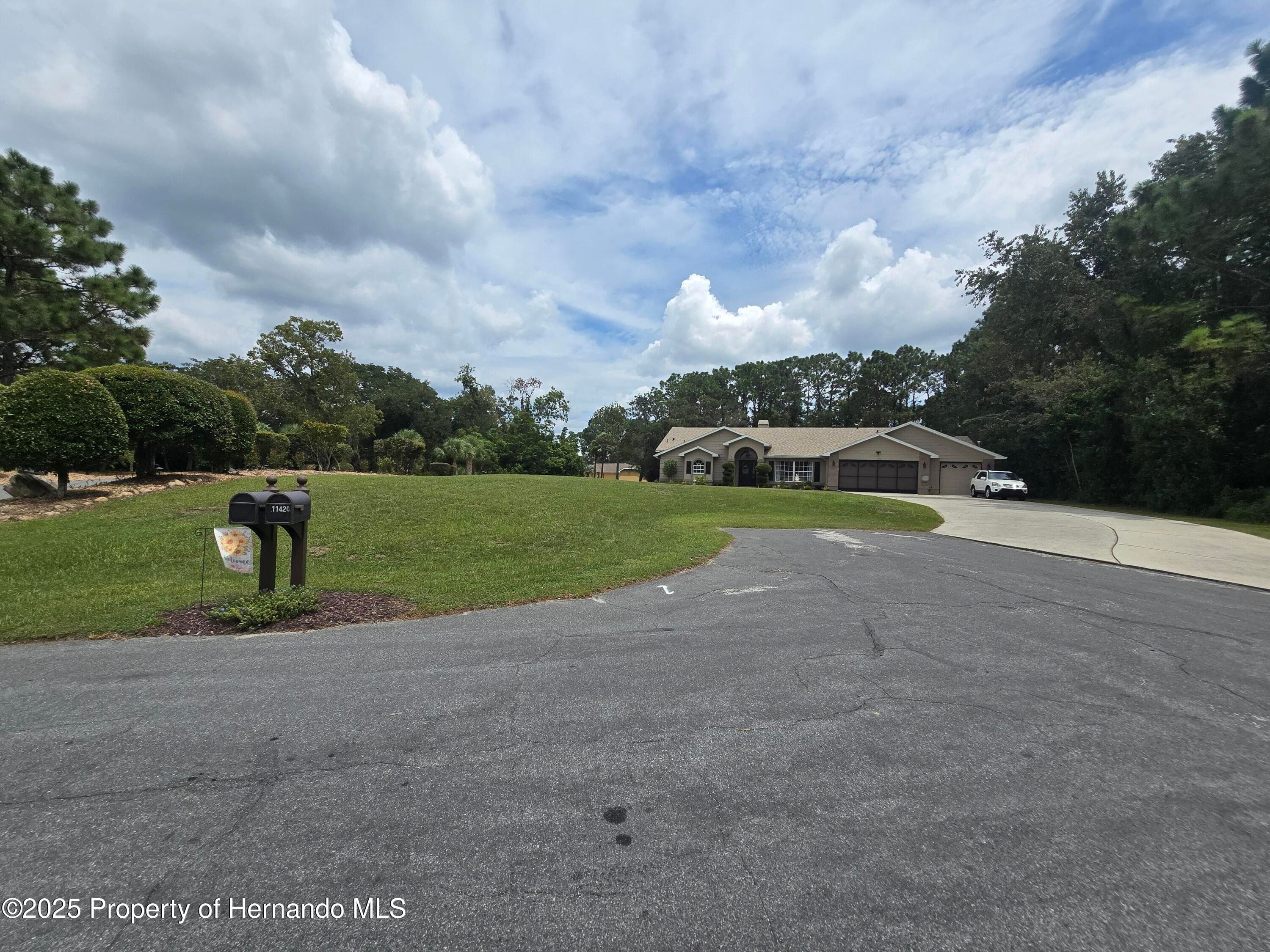 11432 Hyde Park Way, Spring Hill, FL, 34609 photo 2