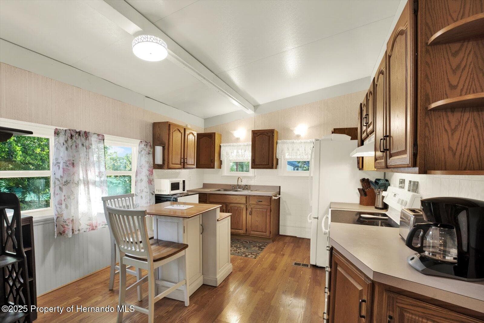 9375 Grizzly Bear Lane, Weeki Wachee, FL, 34613 photo 4