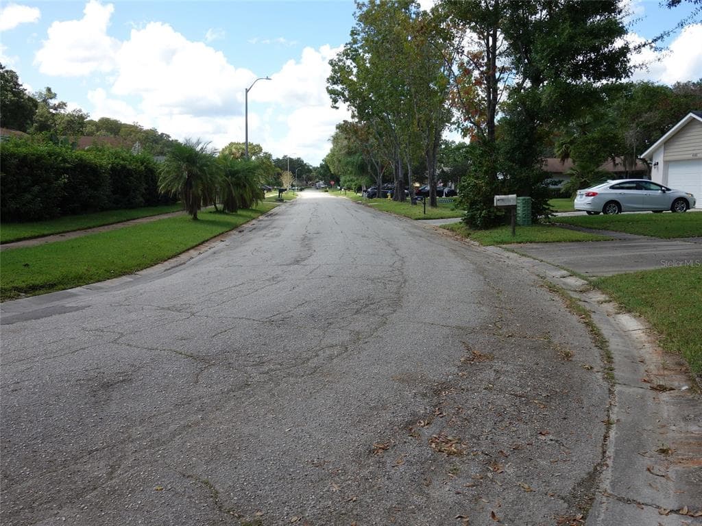 4101 WINDTREE DRIVE, TAMPA, FL 33624 photo 4