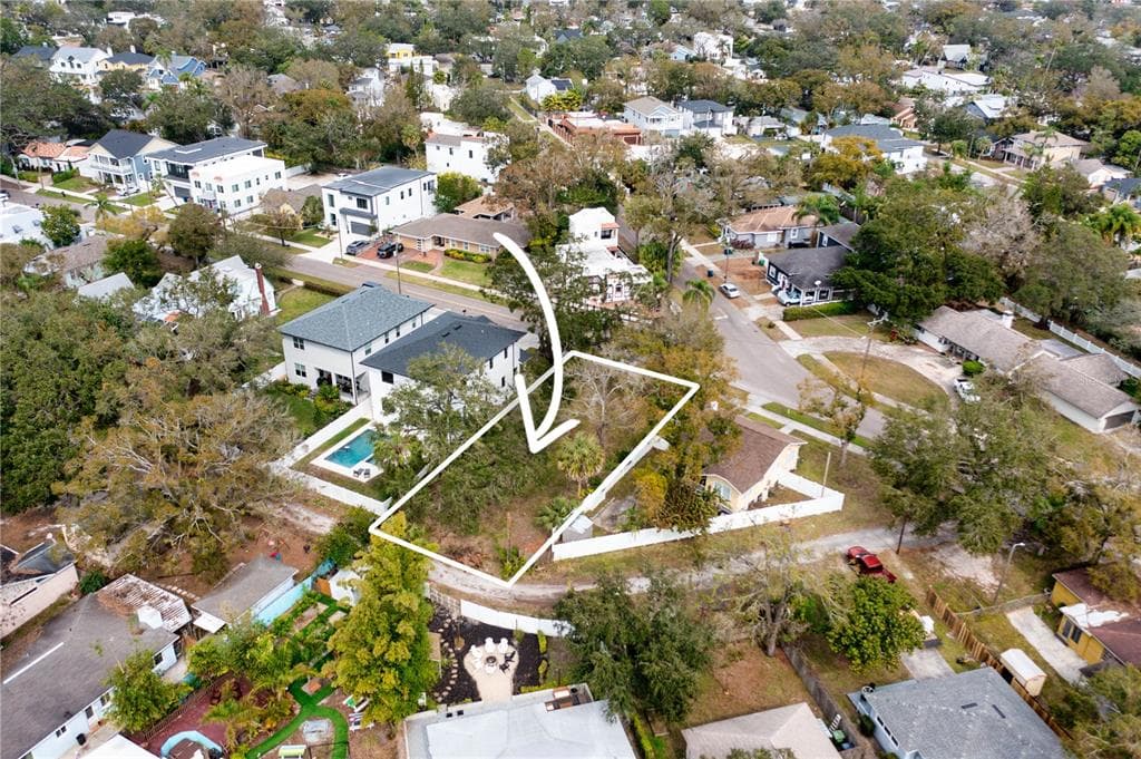 2608 RIDGEWOOD AVENUE, TAMPA, FL 33602 photo 3