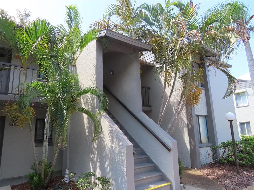 2341 LAKE HEATHER HEIGHTS COURT Unit 2341, DUNEDIN, FL 34698