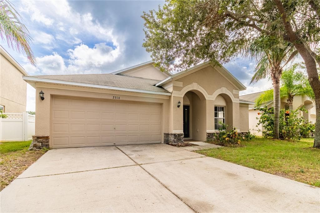 2316 ROANOKE SPRINGS DRIVE, RUSKIN, FL 33570 photo 2