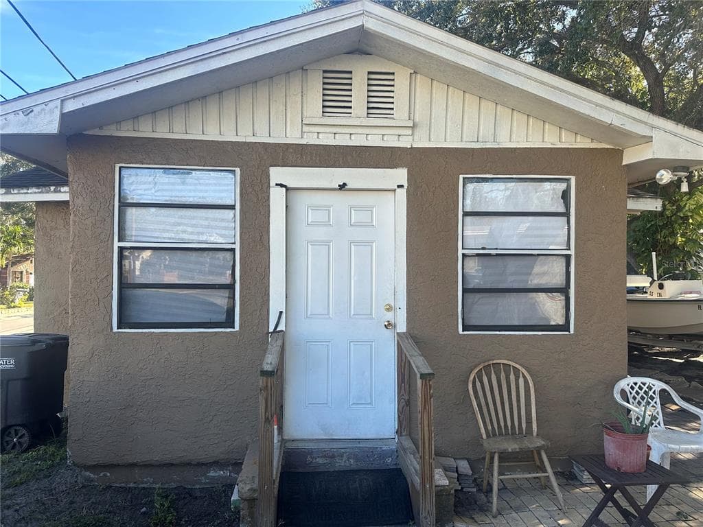 1047 N Madison Avenue, Clearwater, FL, 33755