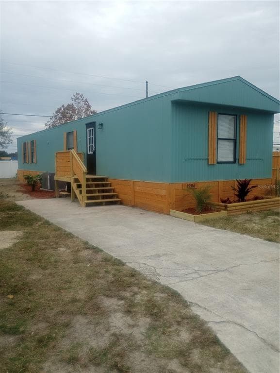 1906 Holiday Drive, Holiday, FL, 34691