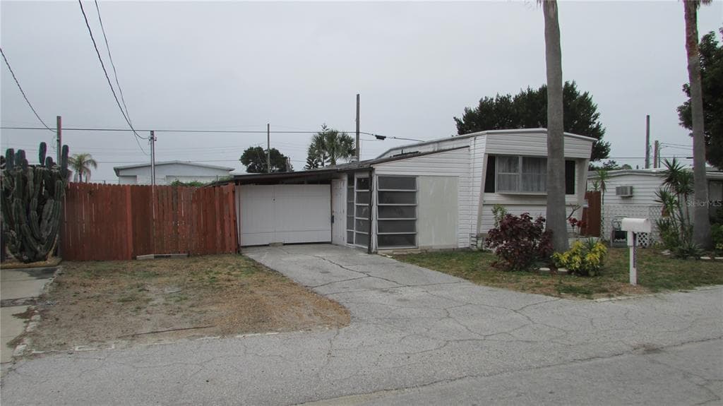 1851 Holiday Drive, Holiday, FL, 34691