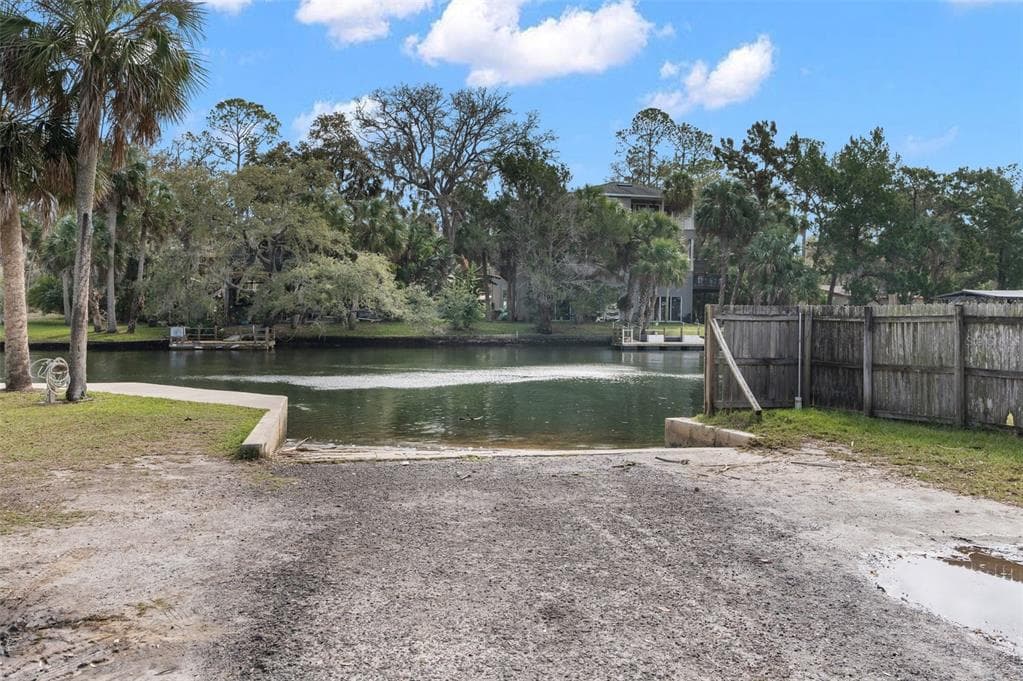 8064 MARYS FISH CAMP ROAD, WEEKI WACHEE, FL 34607 photo 5
