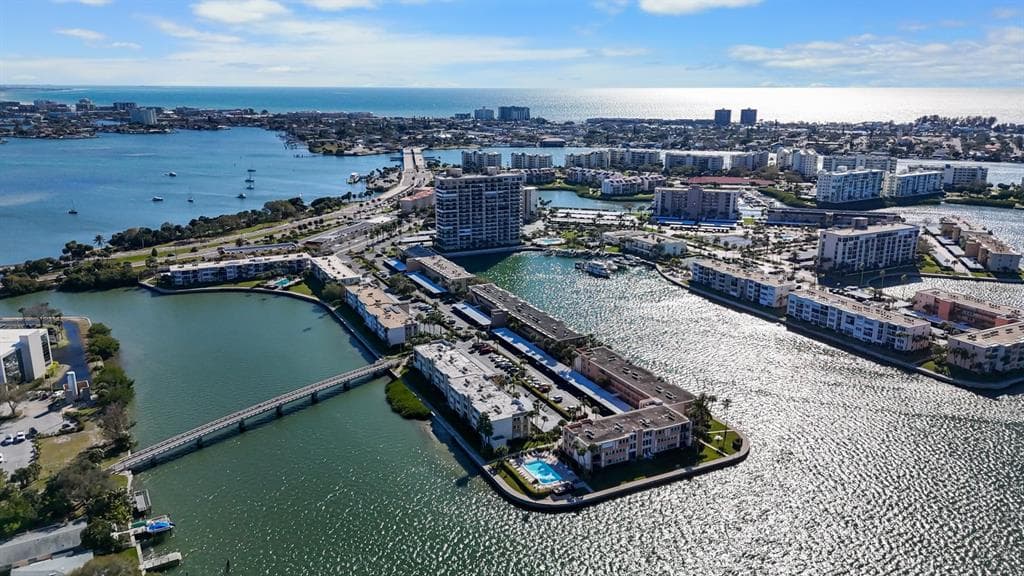 7560 BAY ISLAND DRIVE Unit 246, SOUTH PASADENA, FL 33707 photo 4