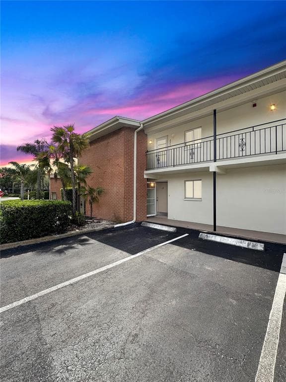 4510 Overlook Drive NE, Unit 115, St Petersburg, FL, 33703