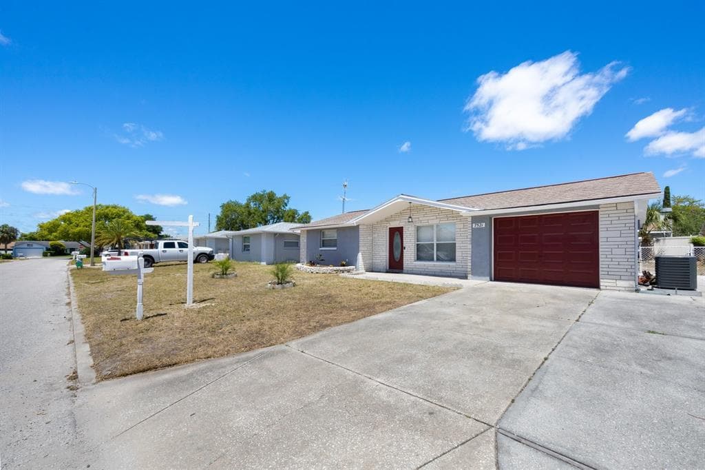 7521 Ironbark Drive, Port Richey, FL, 34668
