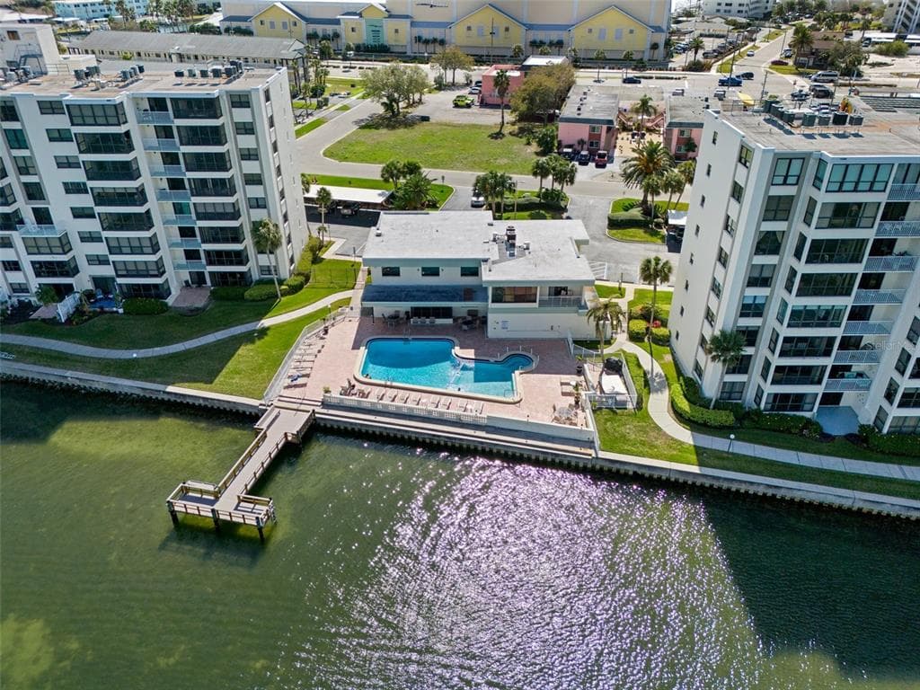 300 WOODETTE DRIVE Unit 203, DUNEDIN, FL 34698 photo 3