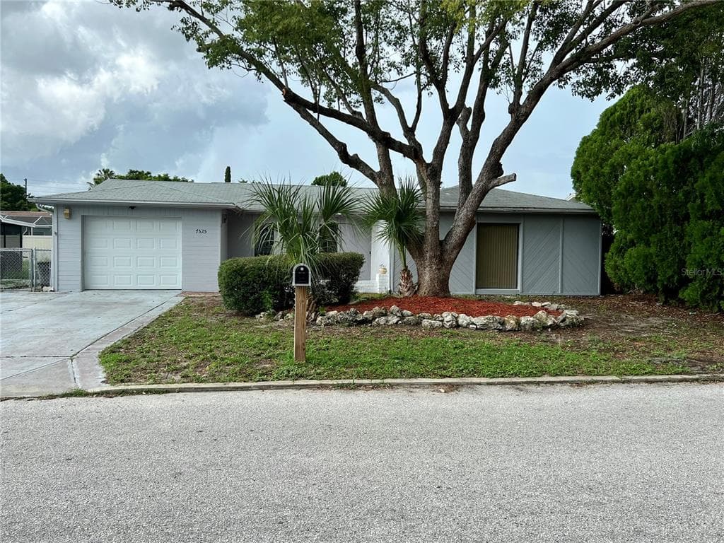 7525 Ironbark Drive, Port Richey, FL, 34668