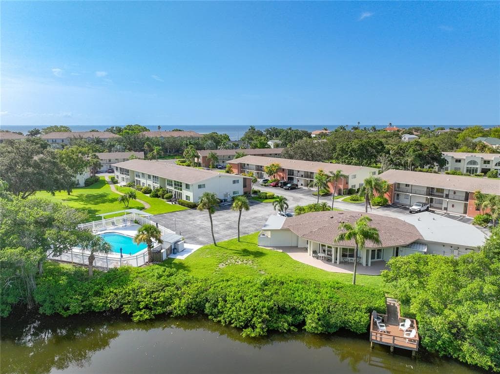 4510 Overlook Drive NE, Unit 225, St Petersburg, FL, 33703