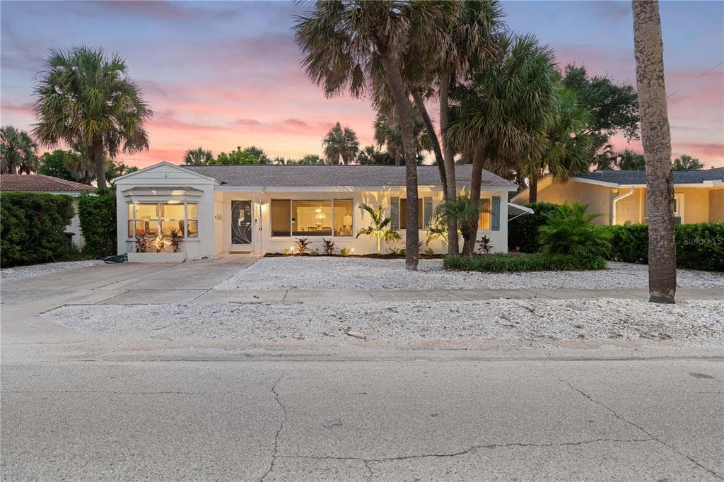 840 Mandalay Avenue, Clearwater Beach, FL, 33767