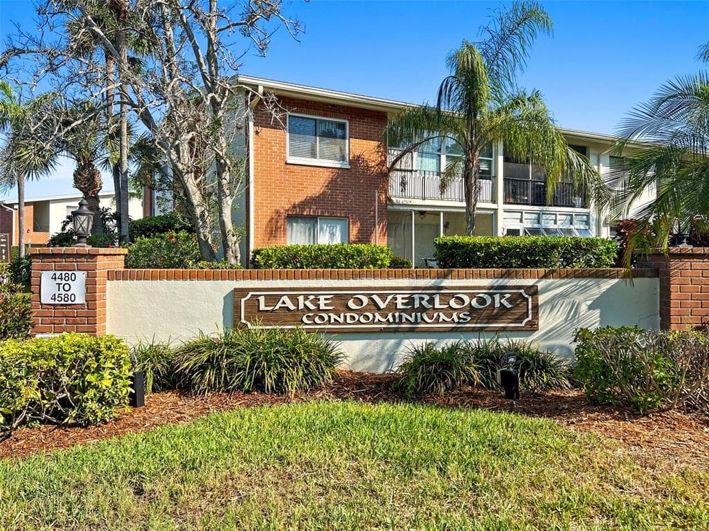 4520 Overlook Drive NE, Unit 235, St Petersburg, FL, 33703