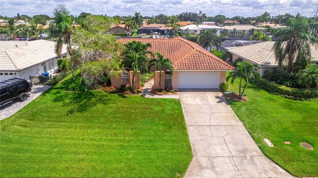 2044 Mountain AVENUE, Street PETERSBURG, FL 33703 photo 4