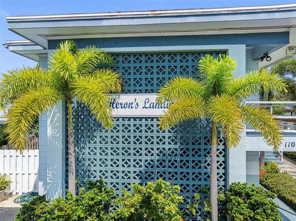 11045 3RD STREET Unit 6, TREASURE ISLAND, FL 33706 photo 2