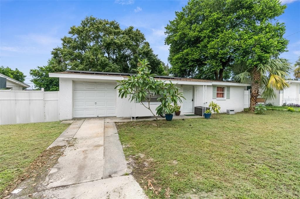 2025 Holiday Drive, Holiday, FL, 34691