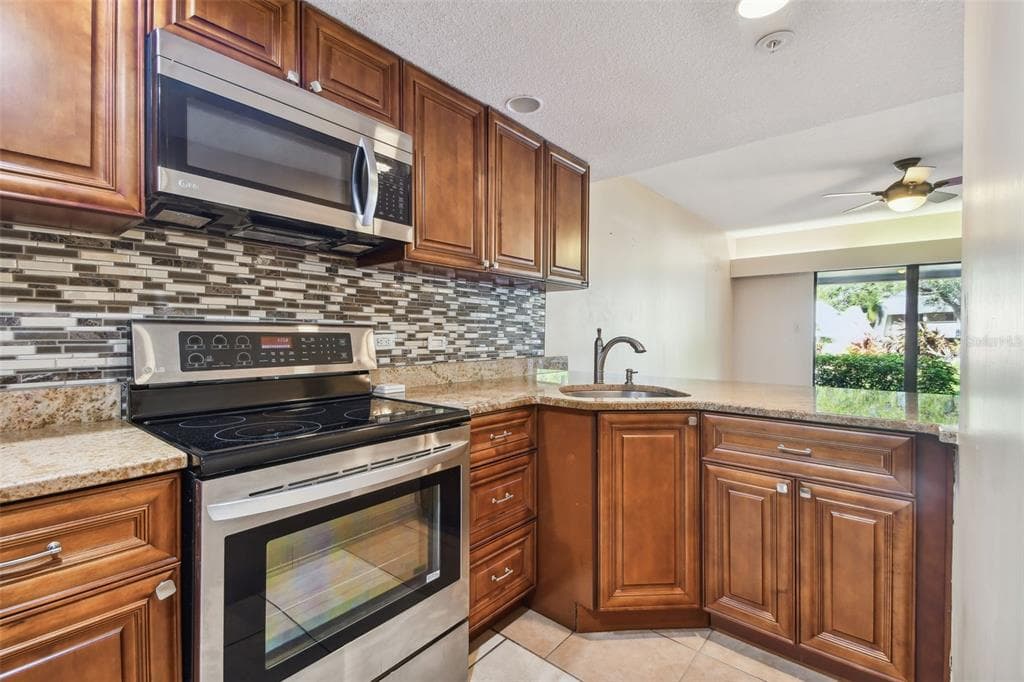 36750 HIGHWAY 19 Unit 19106, PALM HARBOR, FL 34684 photo 3