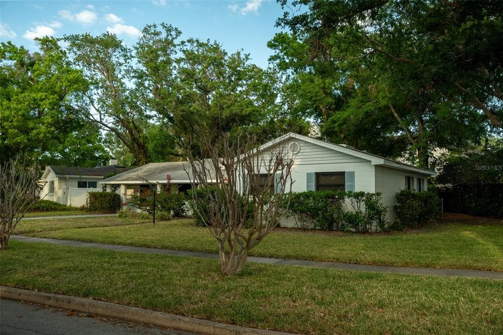 637 JAMAICA AVENUE, TAMPA, FL 33606 photo 3