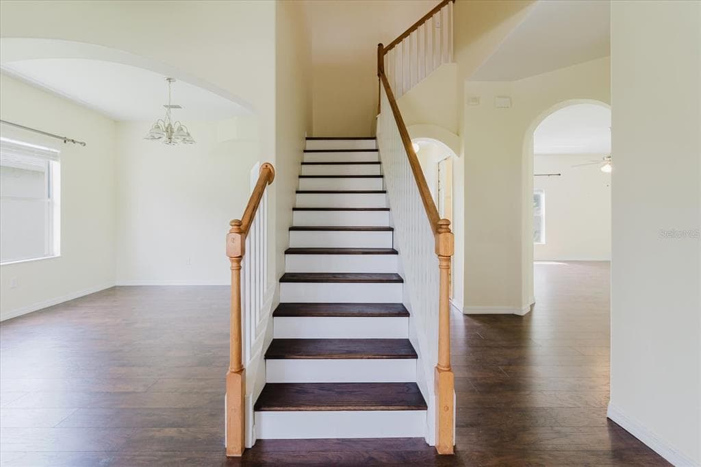 7423 PULTENEY Drive, WESLEY CHAPEL, FL 33545 photo 5