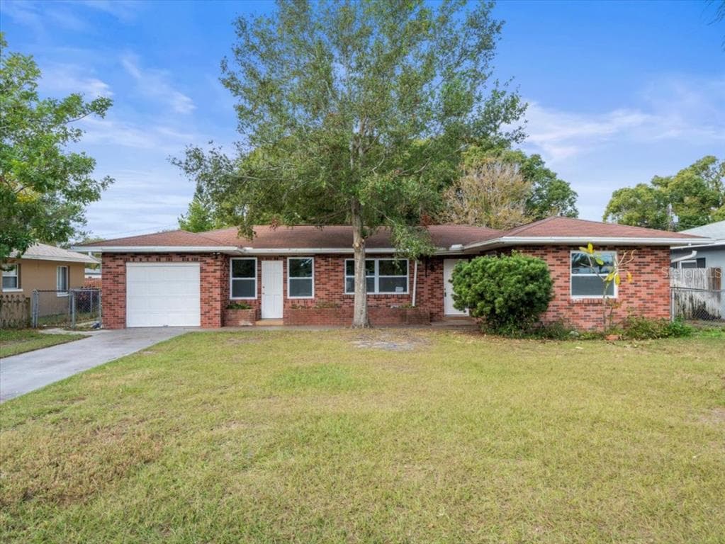 102 N Mars Avenue, Clearwater, FL, 33755