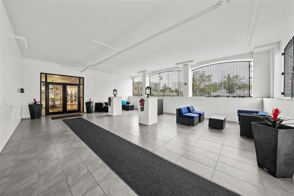 226 5TH AVENUE Unit 1106, Street PETERSBURG, FL 33701 photo 3