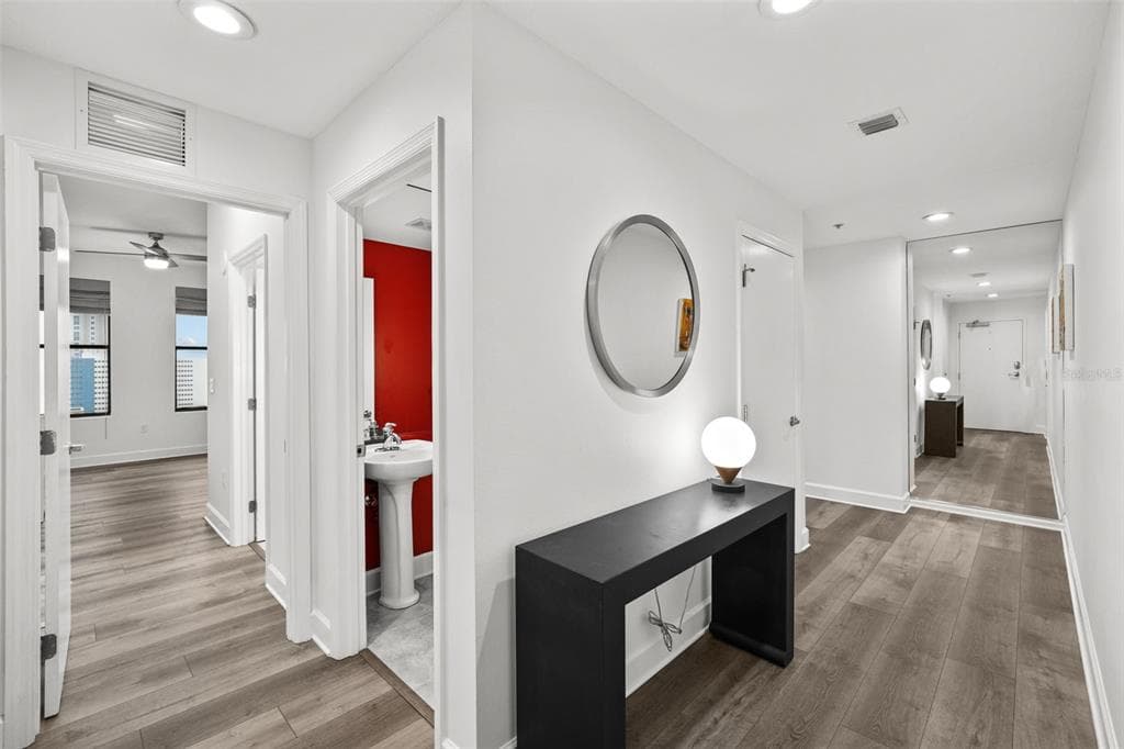 226 5TH AVENUE Unit 1106, Street PETERSBURG, FL 33701 photo 5