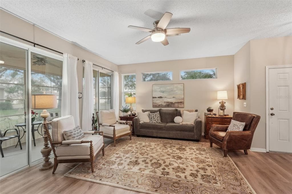 2028 ACADIA GREENS DRIVE, SUN CITY CENTER, FL 33573 photo 5