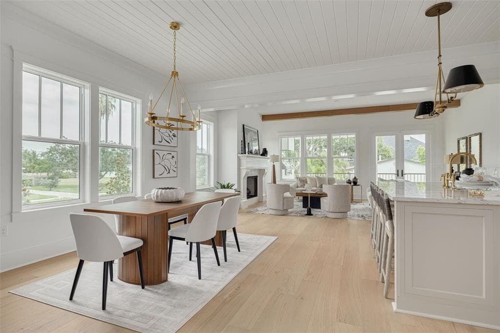 323 APPIAN WAY, Street PETERSBURG, FL 33704 photo 3