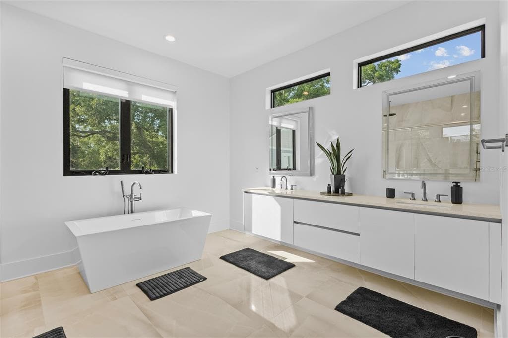 902 FRIBLEY STREET, TAMPA, FL 33603 photo 5