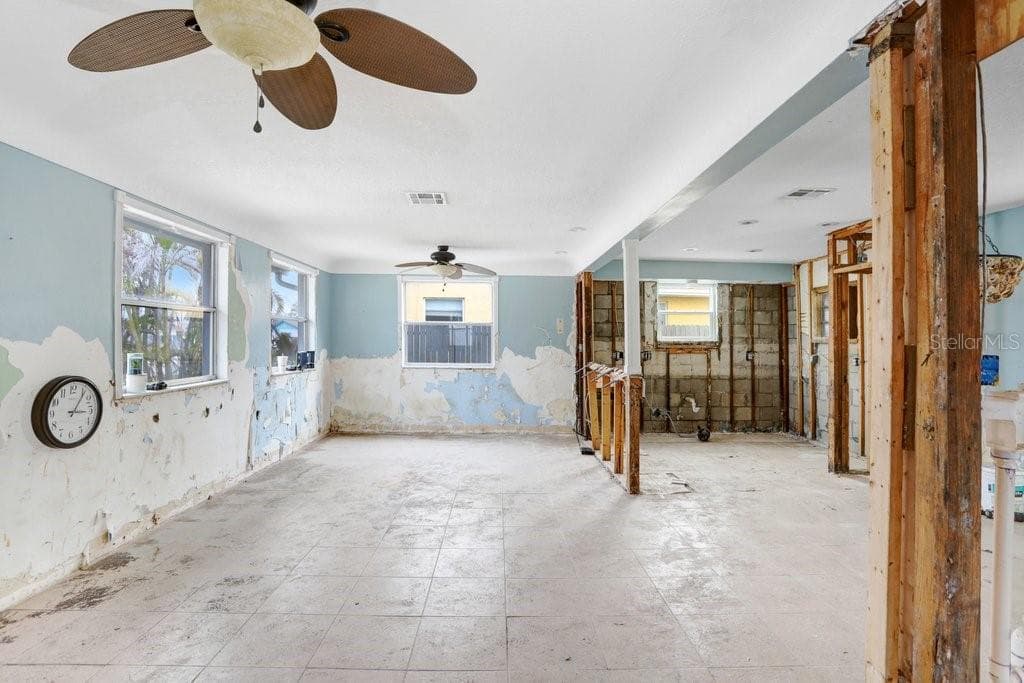 411 VA AVENUE, MADEIRA BEACH, FL 33708 photo 4