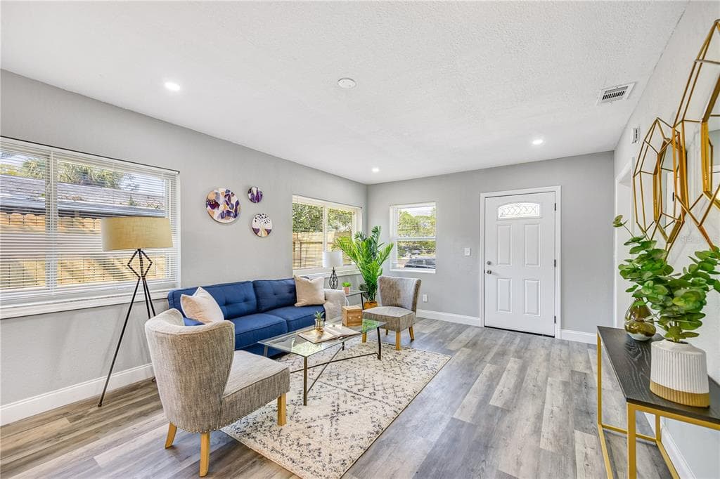 5050 EMERSON AVENUE, Street PETERSBURG, FL 33707 photo 4