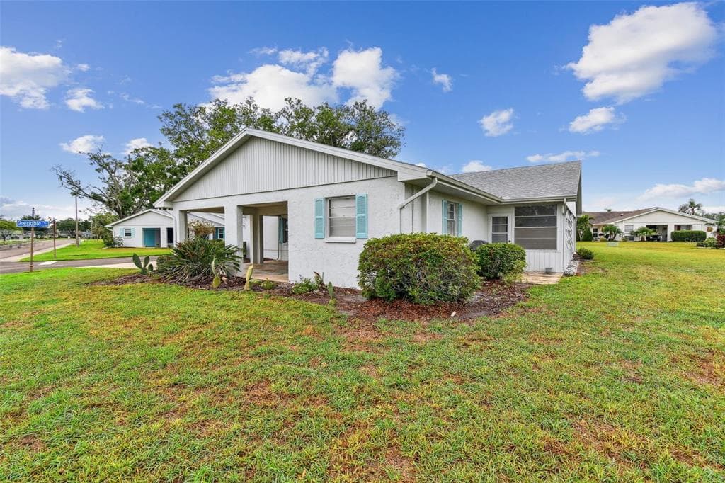 2301 GRENOBLE PLACE Unit 1, SUN CITY CENTER, FL 33573 photo 5