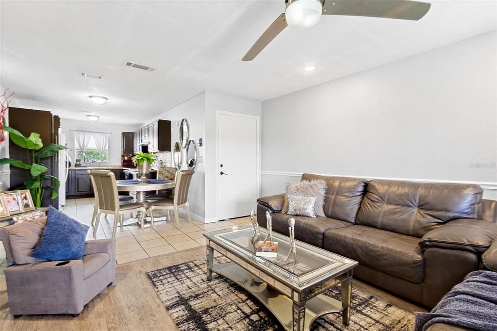 7210 MANHATTAN Unit 1822, TAMPA, FL 33614 photo 5