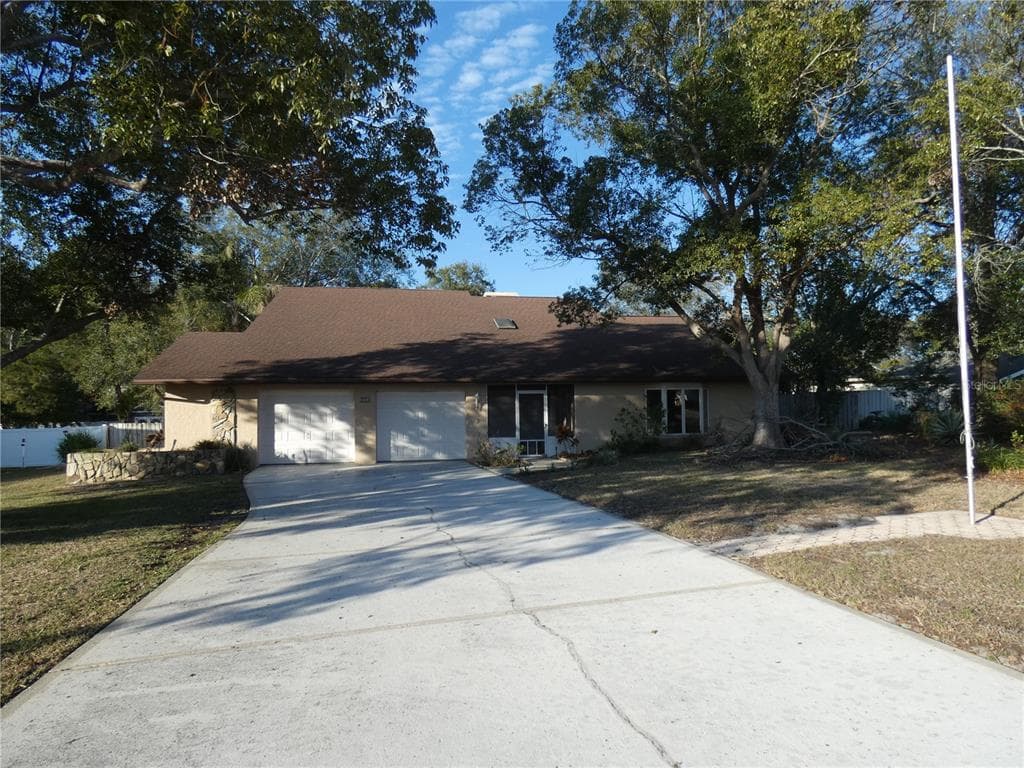 8526 DE DRIVE, WEEKI WACHEE, FL 34607