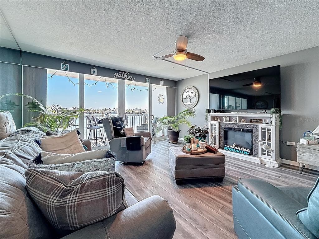 500 TREASURE ISLAND CAUSEWAY Unit 207, TREASURE ISLAND, FL 33706 photo 3