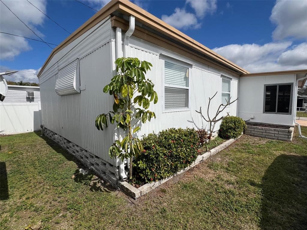 12766 SEMINOLE Boulevard Unit 4, LARGO, FL 33778 photo 3