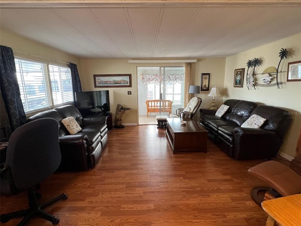 12766 SEMINOLE Boulevard Unit 4, LARGO, FL 33778 photo 5