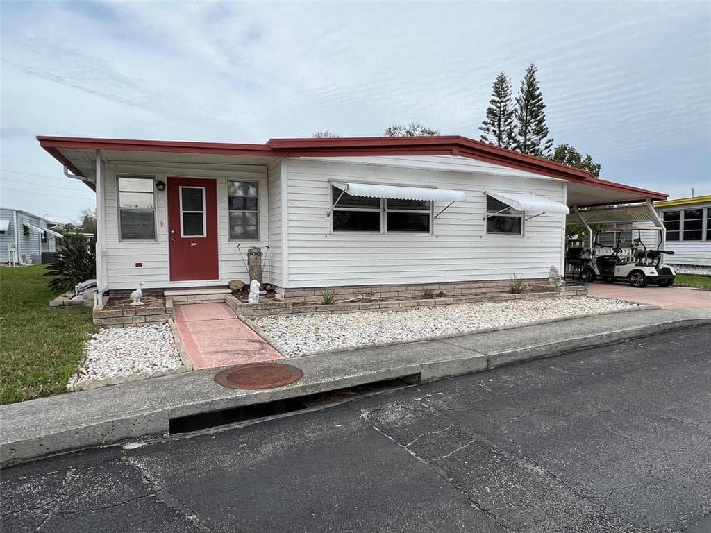 6 THATCH PALM STREET, LARGO, FL 33770