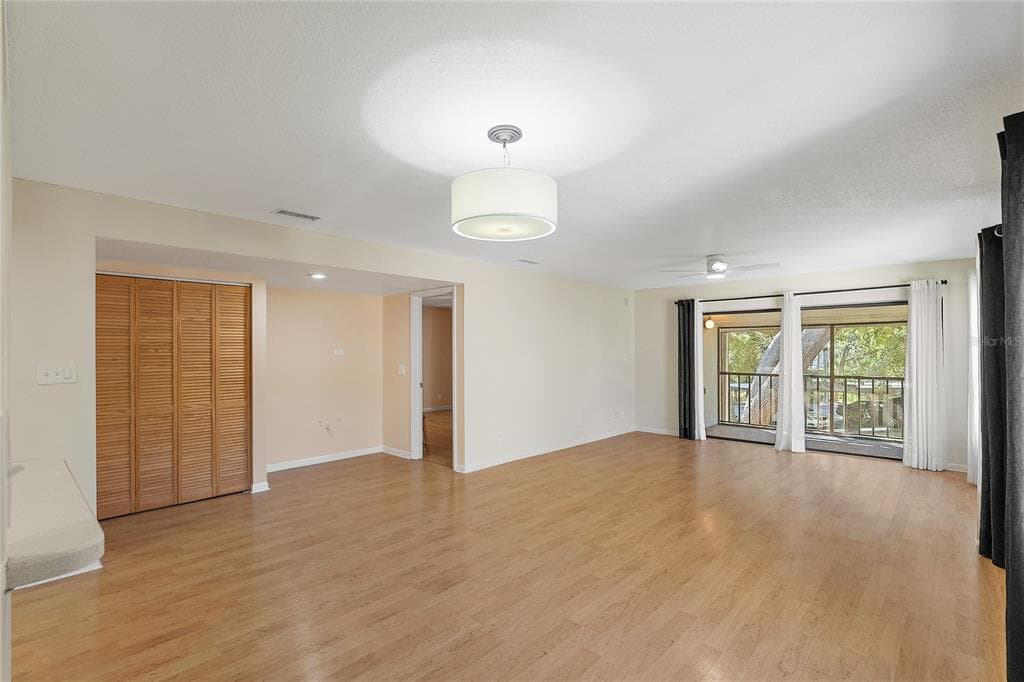 700 STARKEY Road Unit 1525, LARGO, FL 33771 photo 3