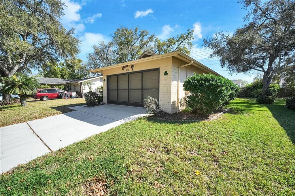 8420 WINDING WOOD DRIVE, PORT RICHEY, FL, 34668 photo 5
