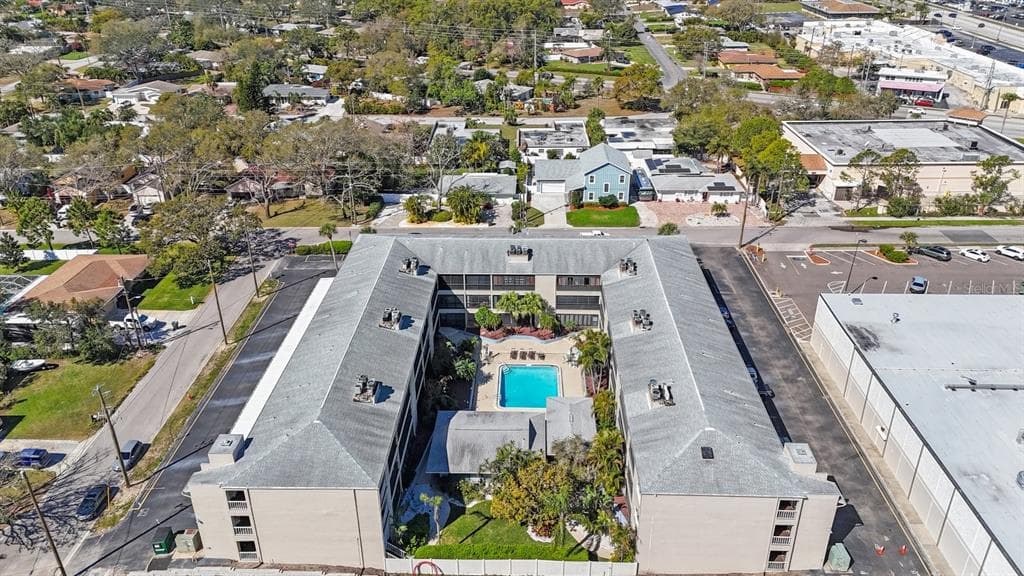 215 VALENCIA BOULEVARD Unit 205, BELLEAIR BLUFFS, FL 33770 photo 2