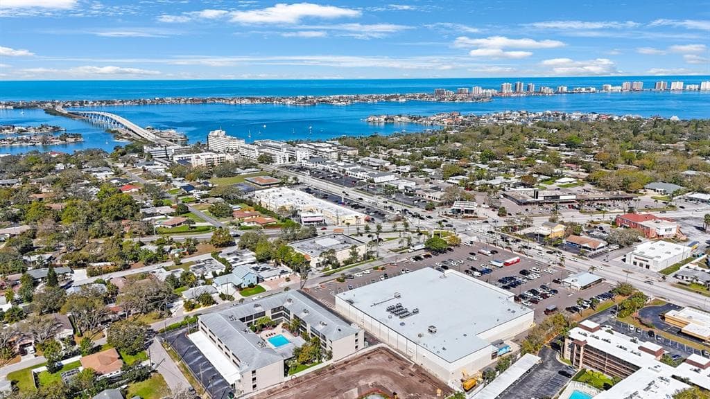 215 VALENCIA BOULEVARD Unit 205, BELLEAIR BLUFFS, FL 33770 photo 3