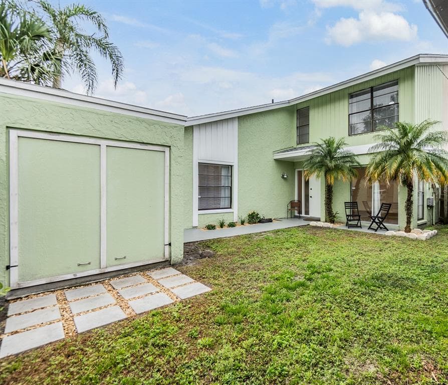 10306 GREEN GROVE PLACE, TAMPA, FL 33624 photo 3