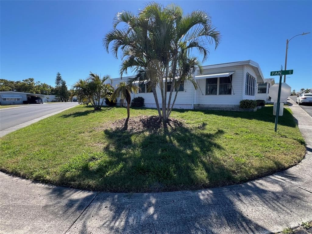 616 QUEEN PALM STREET, LARGO, FL 33778 photo 3