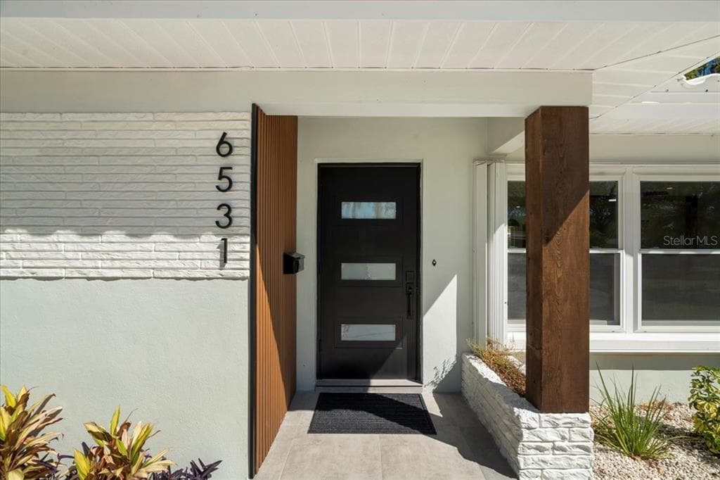 6531 2ND Avenue, Street PETERSBURG, FL 33710 photo 3