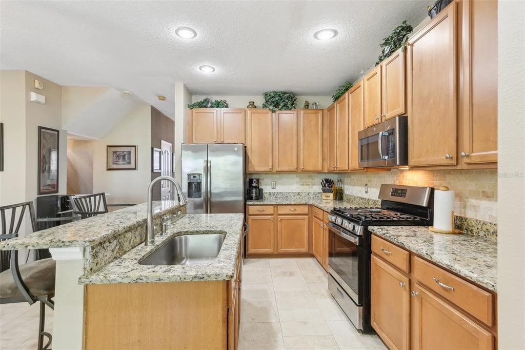 3005 BAYSHORE POINTE Drive, TAMPA, FL 33611 photo 4