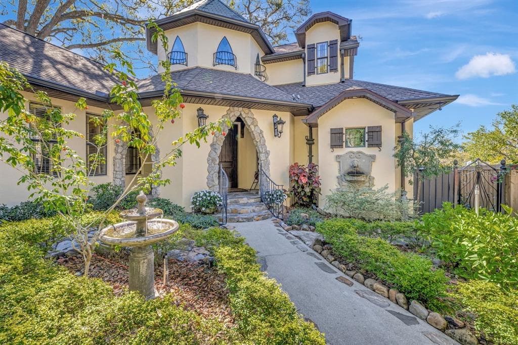 1108 CHARTER Street, TAMPA, FL 33602 photo 2