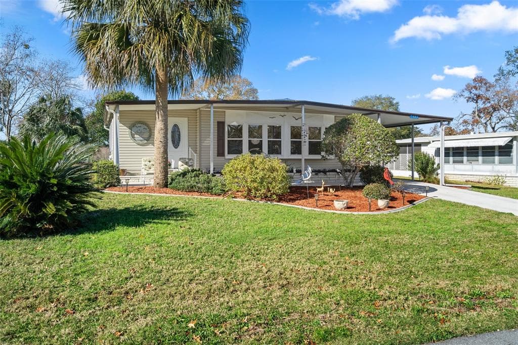 7481 EAGLE DRIVE, BROOKSVILLE, FL 34613 photo 2